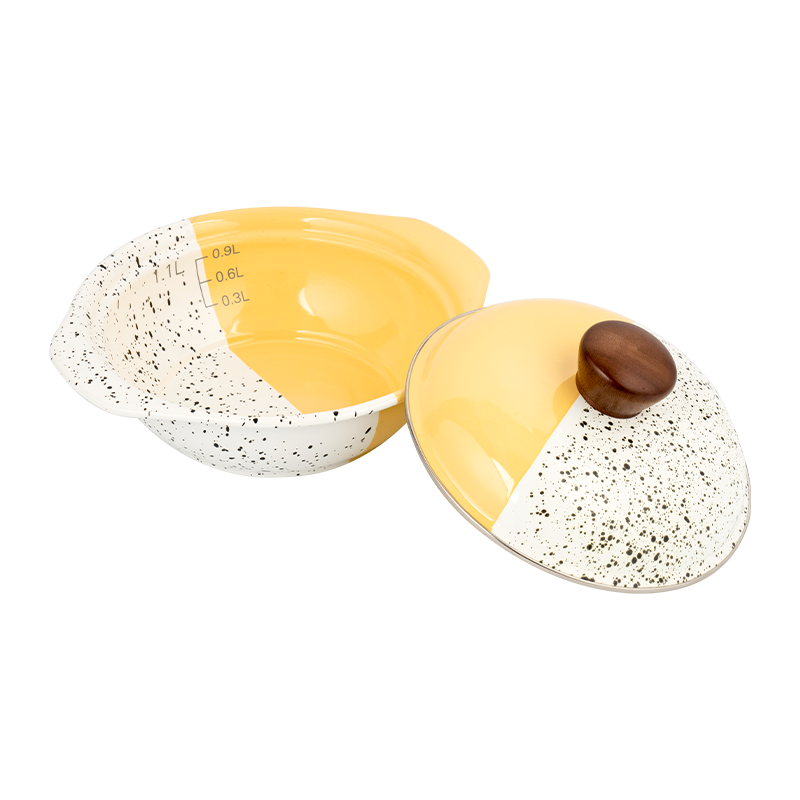 Bote en forma de esmalte